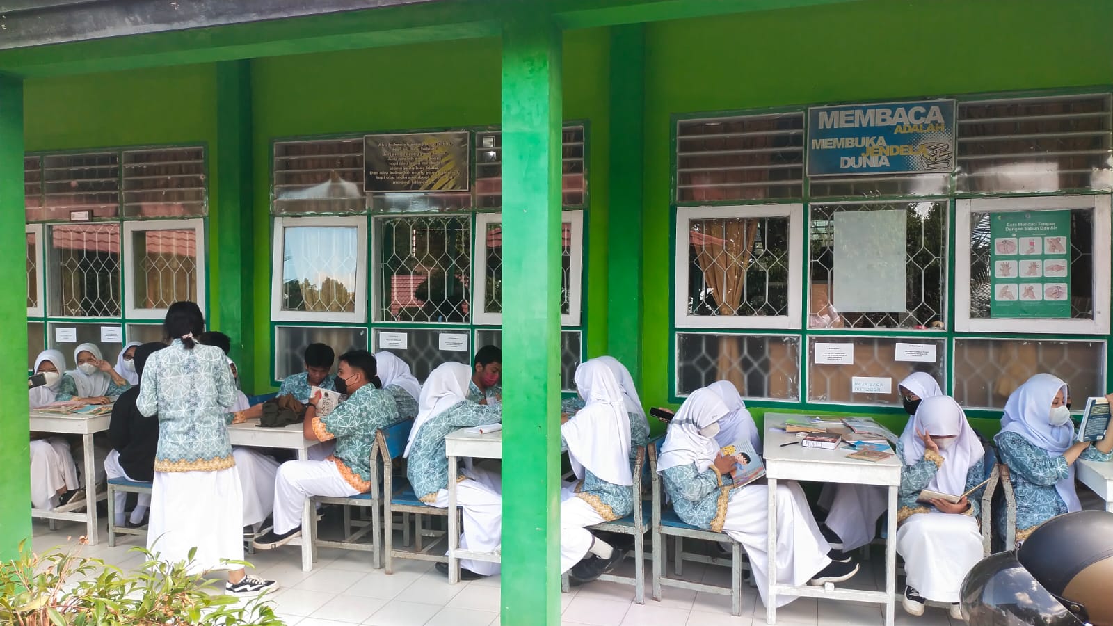 Layanan Perpustakaan Keliling di SMA Negeri 3 Bontang